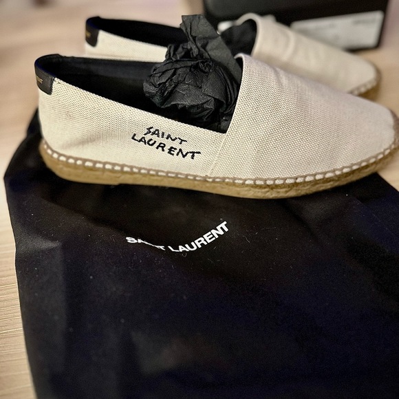 SAINT LAURENT EMBROIDERED ESPADRILLES IN CANVAS. - Picture 5 of 5